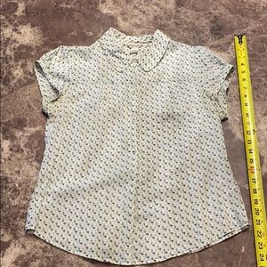 American Eagle light button down.